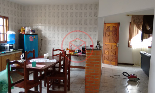 Casa Residencial próximo do Centro de Ibiúna