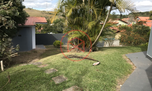 Chácara em Condomínio Antes do Centro!!