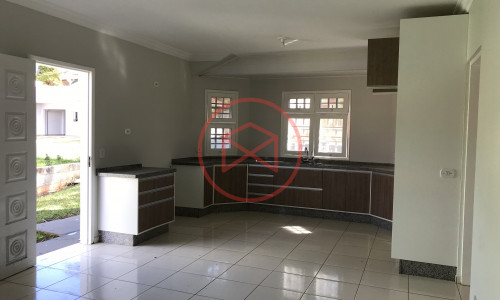 Chácara em Condomínio Antes do Centro!!
