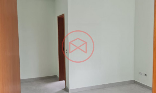 Casa em Condomínio em Salto!