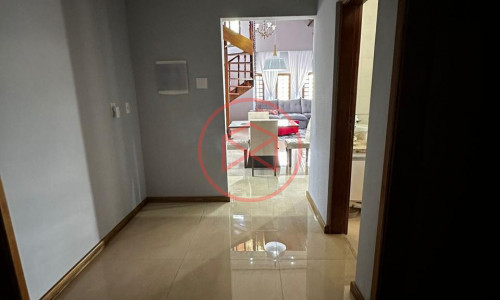 Chácara em Condomínio Fechado Próximo do Centro de Ibiúna!!