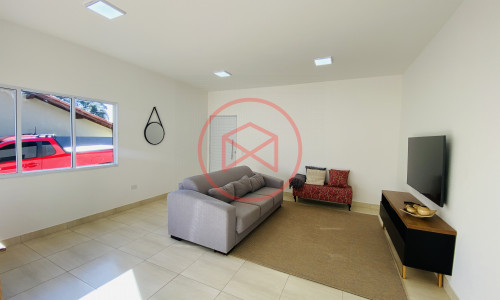 Chácara Próximo do Centro de Ibiúna!!