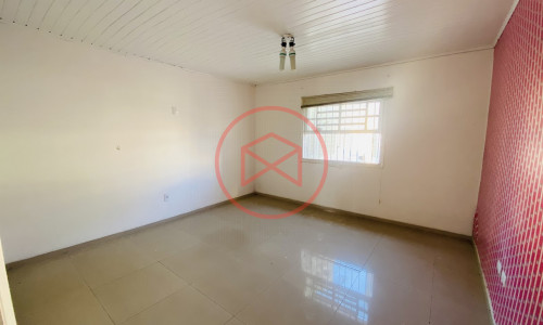 Casa Comercial no Centro de Ibiúna