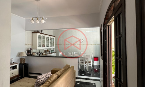 Chácara Próximo do Centro de Ibiúna!!