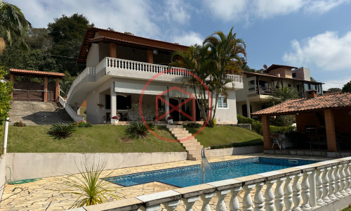 Chácara Próximo do Centro de Ibiúna!!