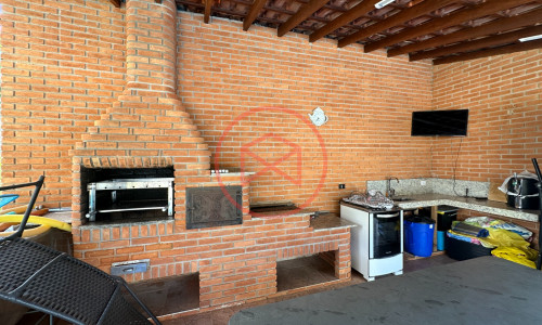 Chácara Próximo do Centro de Ibiúna!!