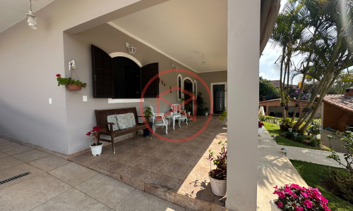 Chácara Próximo do Centro de Ibiúna!!