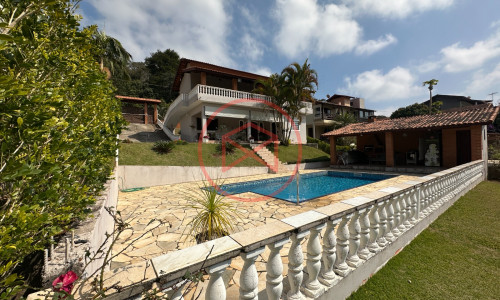 Chácara Próximo do Centro de Ibiúna!!