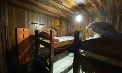 Chácara em Loteamento fechado em Ibiúna Antes do centro.