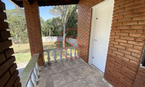 Chácara em Loteamento fechado em Ibiúna Antes do centro.