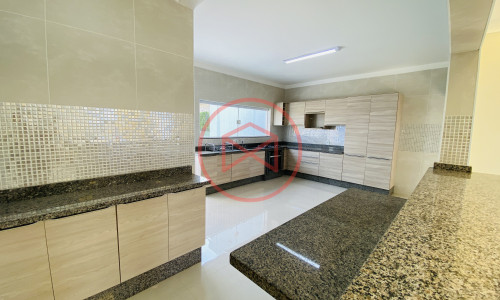 Chácara em Condomínio Antes do Centro!!