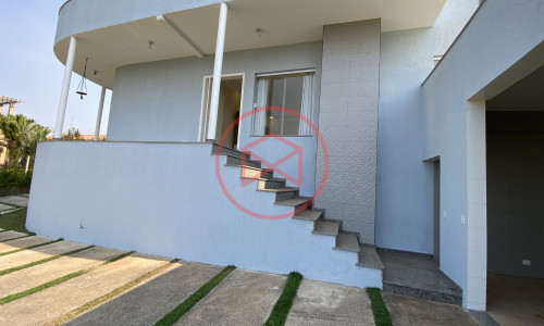 Chácara em Condomínio Antes do Centro!!