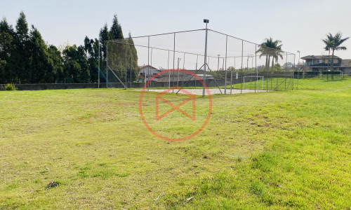 Chácara em Condomínio Antes do Centro!!