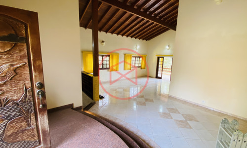 Chácara em Condomínio Antes do Centro!!