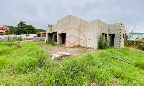 Chácara em Condomínio Fechado!!