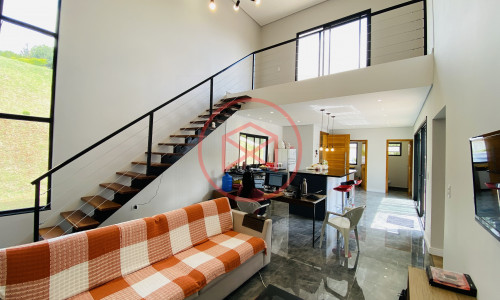 Chácara em Condomínio Fechado!! Interior de SP