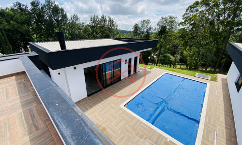 Chácara em Condomínio Fechado!! Interior de SP