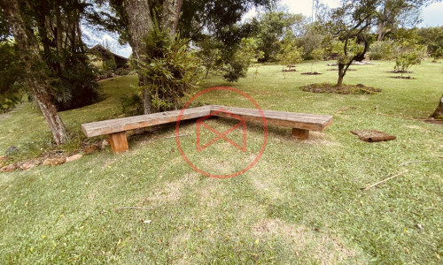 Chácara em Condomínio com 5.000 mts Antes do Centro!!