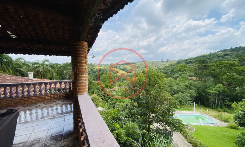 Chácara Antes do Centro de Ibiúna!!