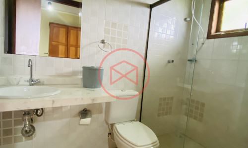 Chácara em Condomínio Fechado de Alto Padrão antes do Centro de Ibiúna