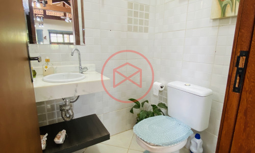 Chácara em Condomínio Fechado de Alto Padrão antes do Centro de Ibiúna