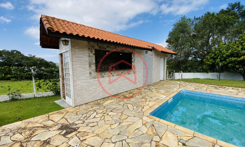 Chácara em Condomínio Fechado de Alto Padrão antes do Centro de Ibiúna