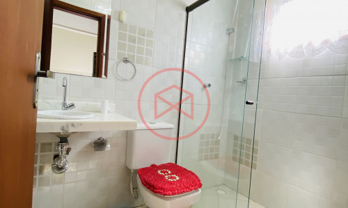 Chácara em Condomínio Fechado de Alto Padrão antes do Centro de Ibiúna