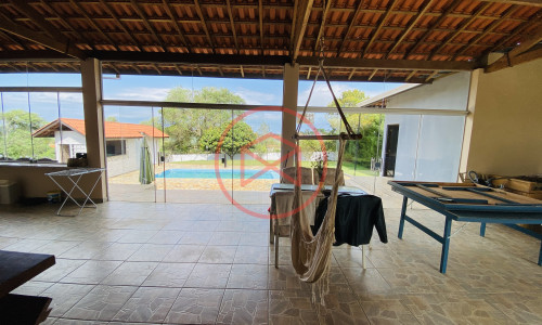 Chácara em Condomínio Fechado de Alto Padrão antes do Centro de Ibiúna