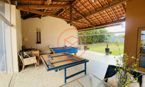 Chácara em Condomínio Fechado de Alto Padrão antes do Centro de Ibiúna