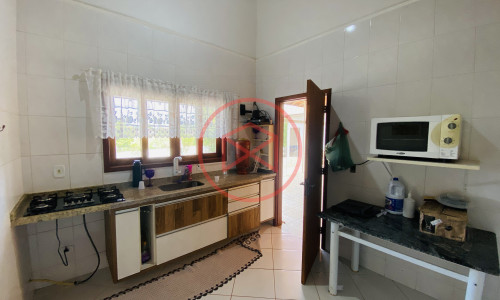 Chácara em Condomínio Fechado de Alto Padrão antes do Centro de Ibiúna