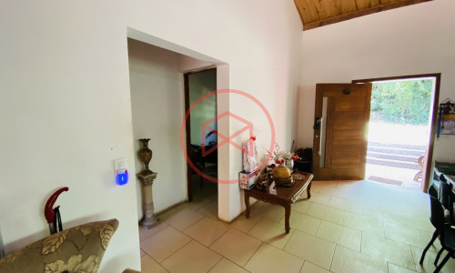 Chácara em Condomínio Fechado!!