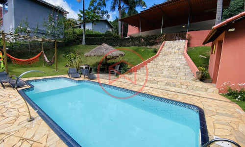 Chácara em Condomínio Fechado!!