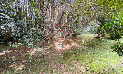 Chácara em Condomínio Fechado!!