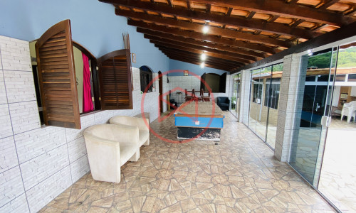 Chácara em Condomínio Antes do Centro de Ibiúna!!