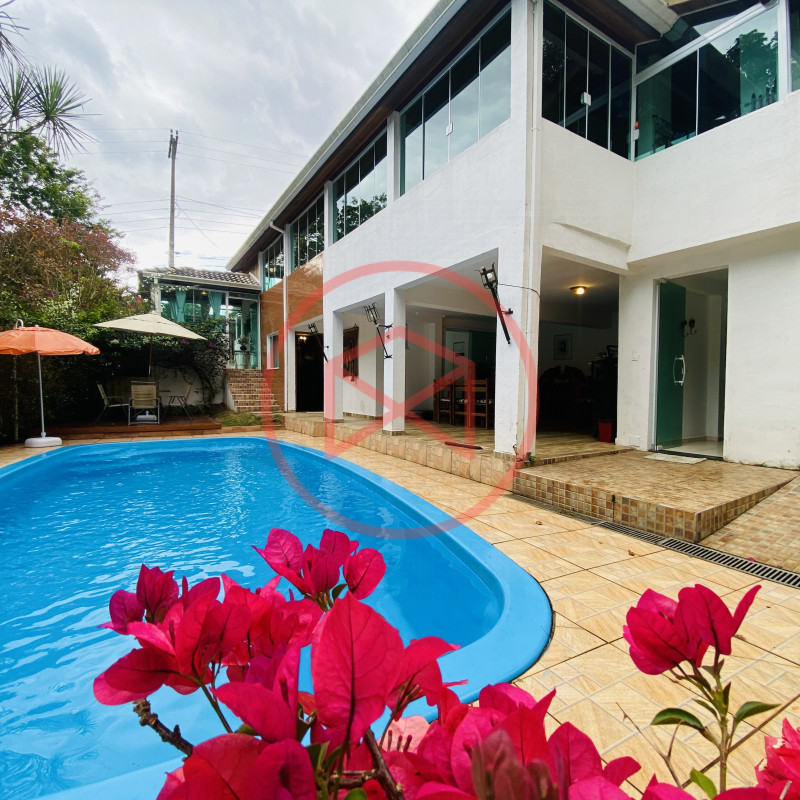 Chácara em Condomínio Fechado - Interior de São Paulo em Ibiúna!!