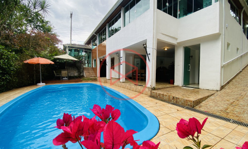 Chácara em Condomínio Fechado - Interior de São Paulo em Ibiúna!!