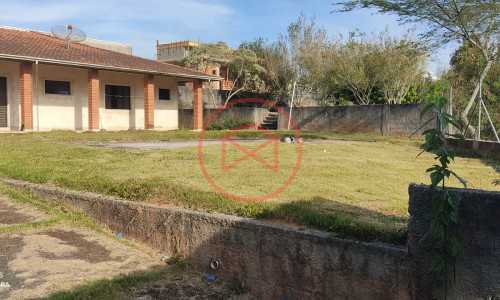 Chácara em Condomínio Antes do Centro!!