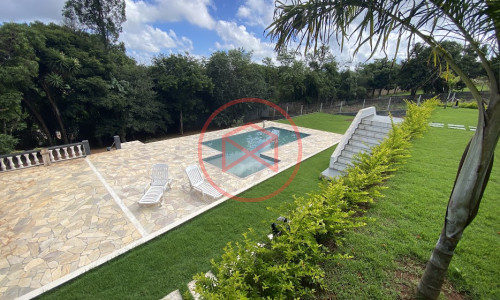 Chacara em Condominio Próximo do Centro!!