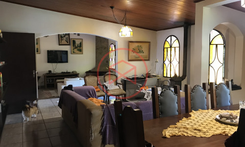 Chácara em Condomínio Antes do Centro!!