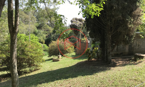 Chácara em Condomínio Antes do Centro!!