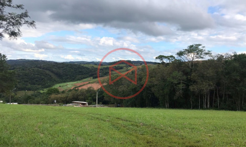 Lote em Condomínio Fechado!!