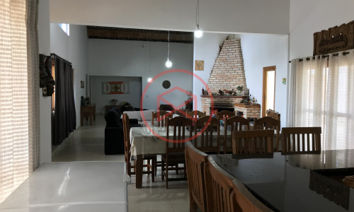 Chácara em Condomínio Antes do Centro!!