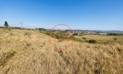 Lotes  antes do centro de Ibiuna