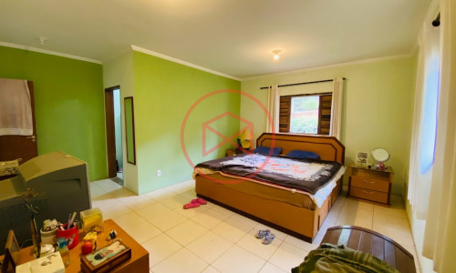 Chácara em Condomínio Antes do Centro!!