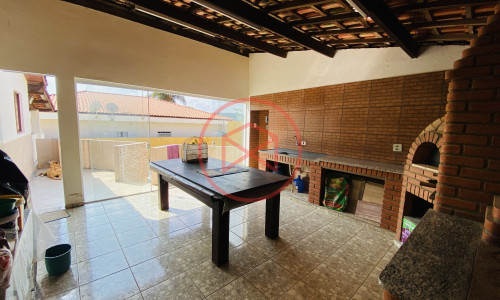 Chácara em Condomínio Fechado com acesso à Represa