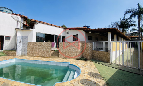 Chácara em Condomínio Fechado com acesso à Represa