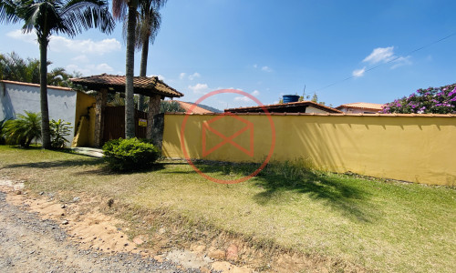 Chácara em Condomínio Fechado com acesso à Represa