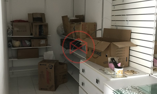 Mansão em Condomínio no Centro de Ibiúna!!