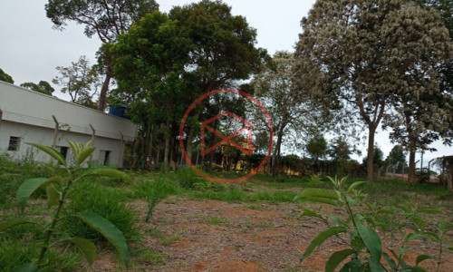 Lote em Condomínio Fechado!! Antes do centro de Ibiúna