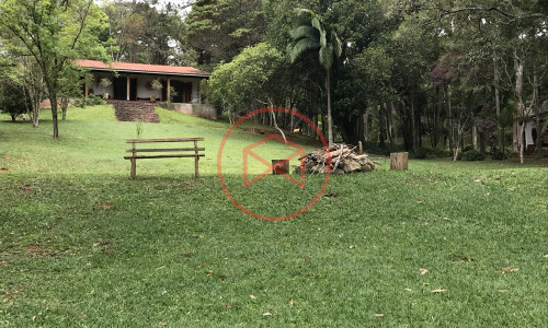 Chácara Pé N'agua em Condominio Fechado